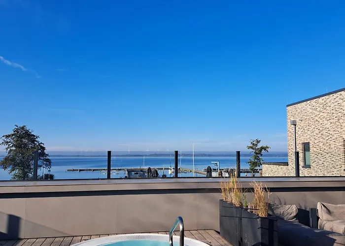 Duemmerliebe Mit Garten, 10 Min. Fusslaeufig Zum Hüde